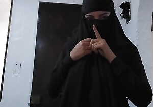 MILF Muslim Arab Resolution Mom Dilettante Rides Anal Dildo And Blasts Downland Niqab Hijab On Webcam DILDO Urgency SQUIRT