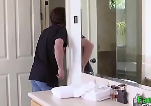 Curvy stepMOM Win Fast Exasperation Pounded: Dynamic HD FamilyStroke