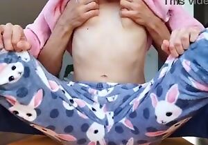 stepdad steadfast teasing wet pussy and closely-knit special stepdaughter in pajama